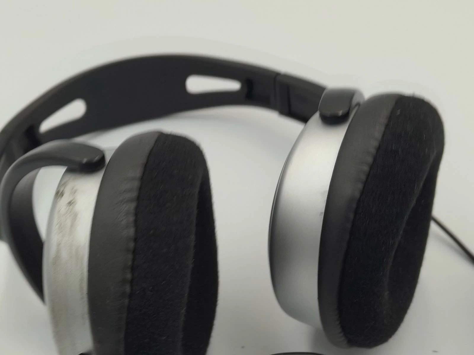 sluchawki-sony-shp2500-material-203673-364073