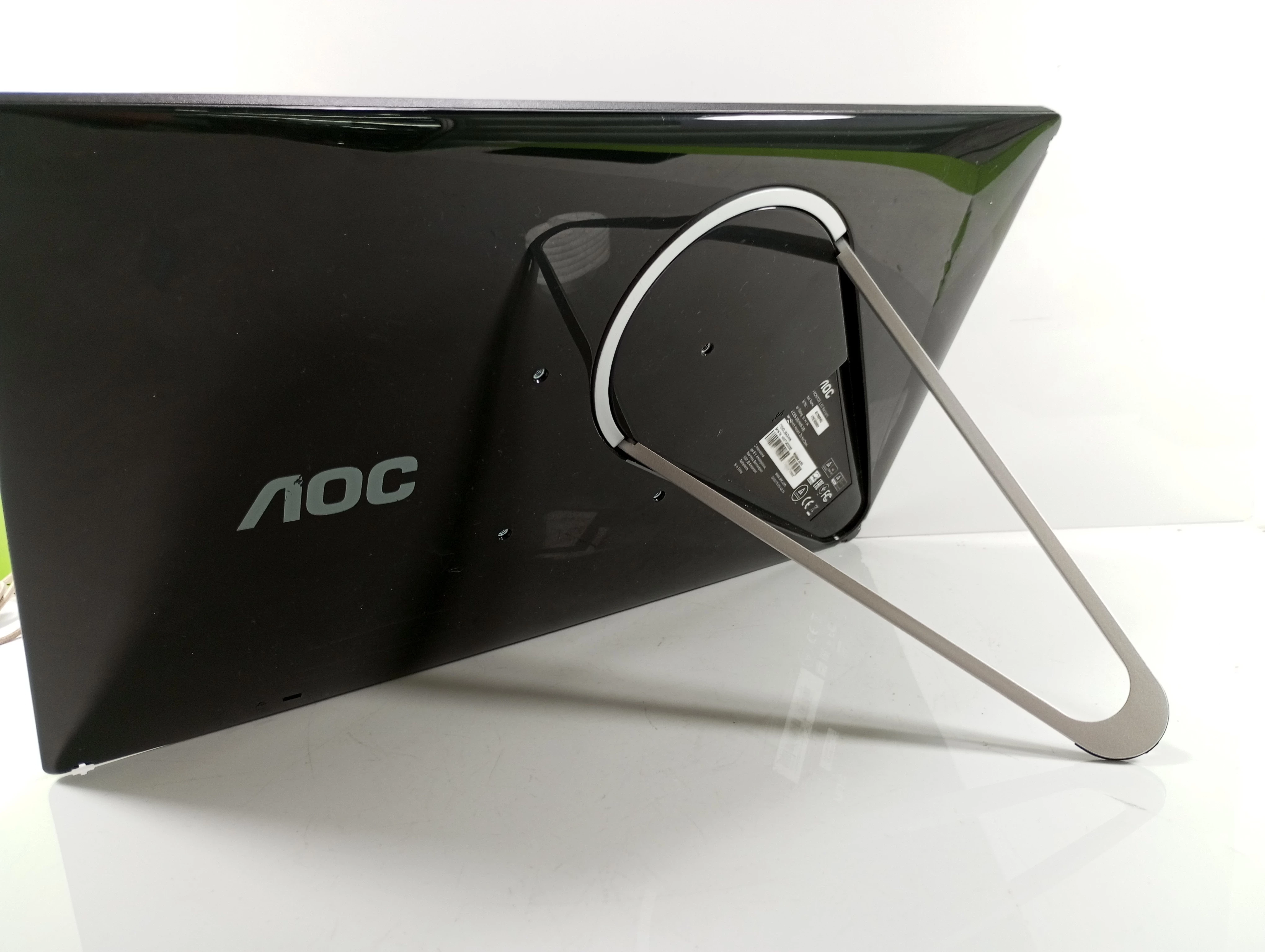 monitor-aoc-17-e1759fwu-przenosny-usb-rodzaj-podswietlania-206418-227546