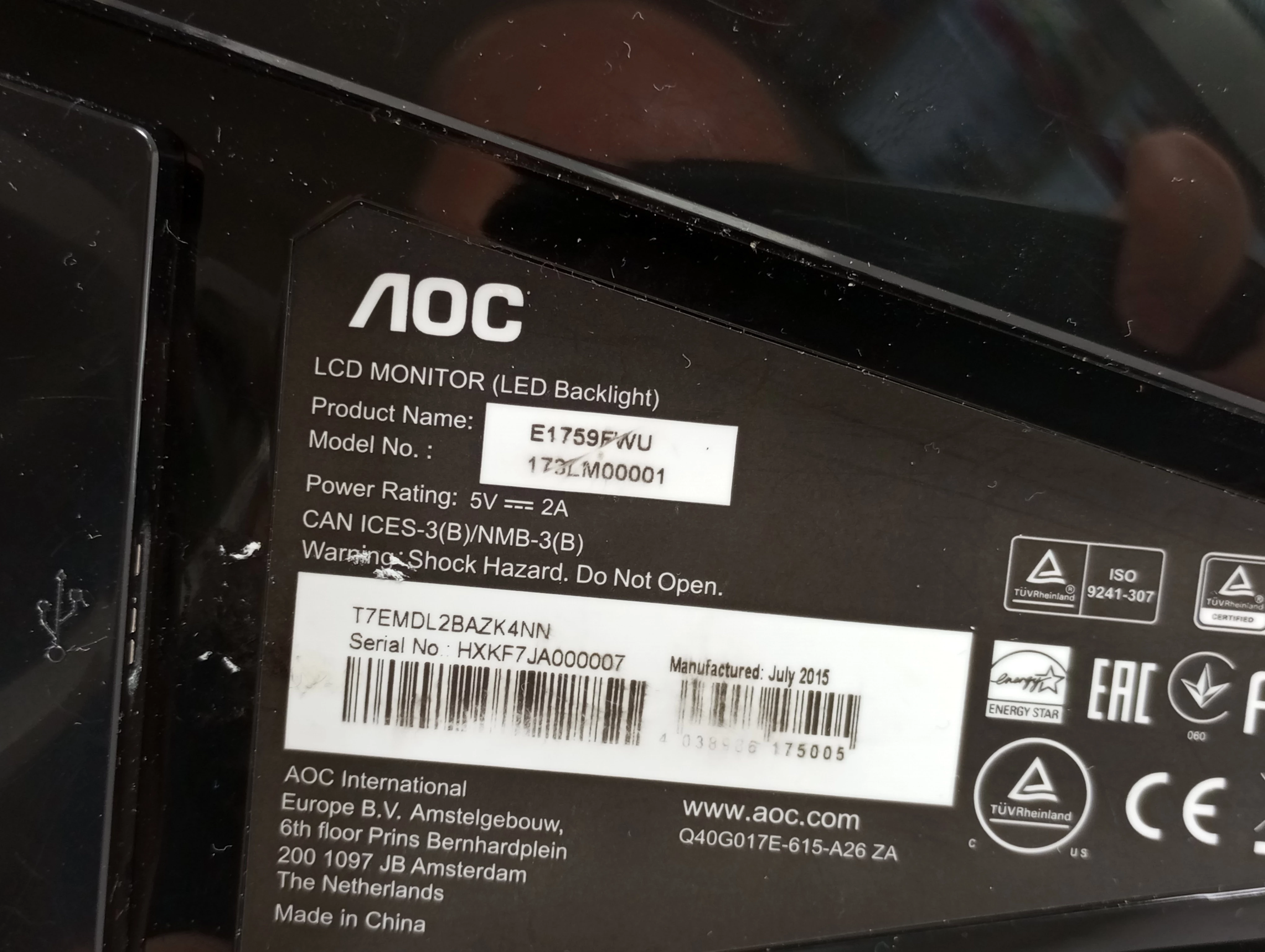 monitor-aoc-17-e1759fwu-przenosny-usb-przekatna-ekranu-cale-1700