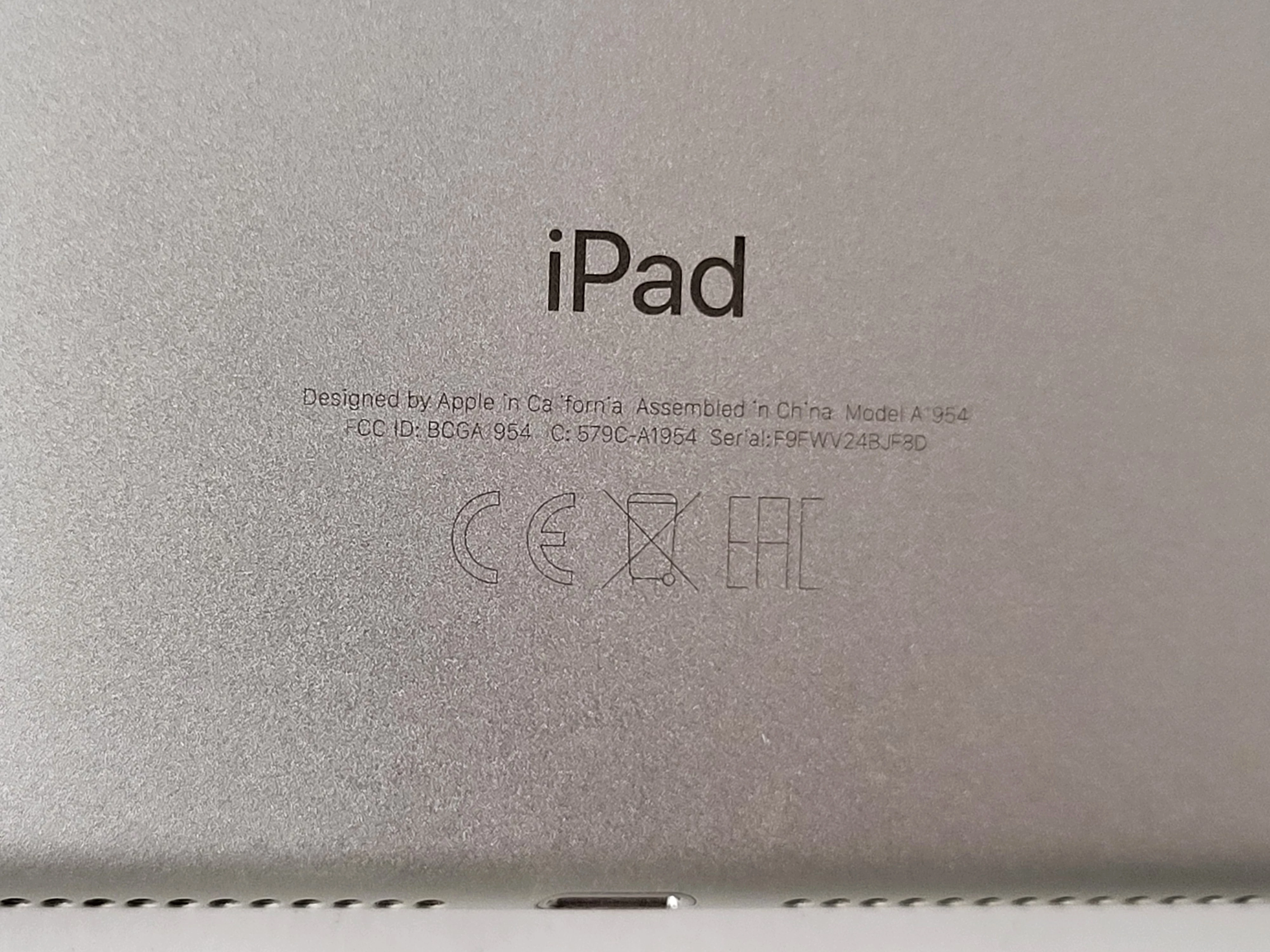 tablet-apple-ipad-6-gen-32gb-ios-1771-tryb-sluchawkowy-system-operacyjny-16332-4