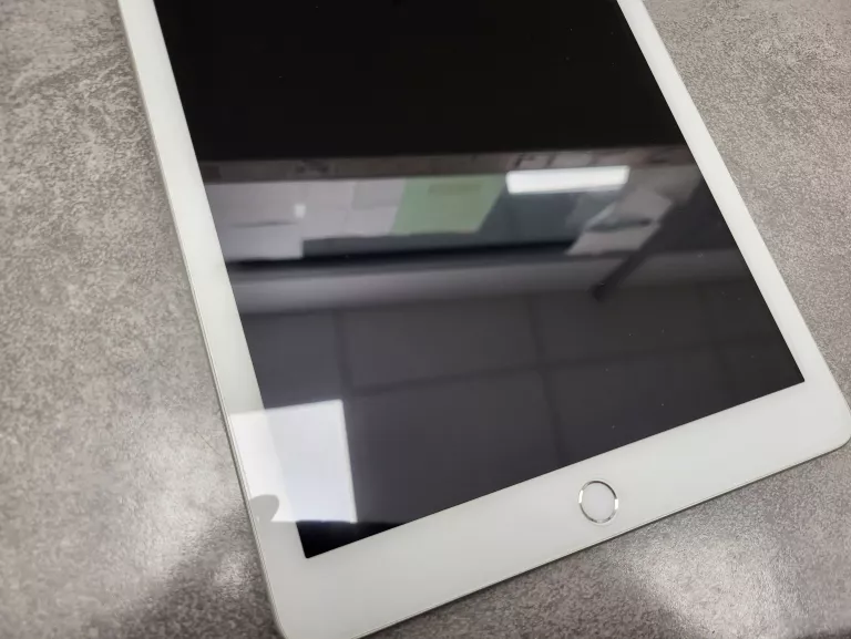 tablet-apple-ipad-6-gen-32gb-ios-1771-tryb-sluchawkowy-ean-gtin-190198647245