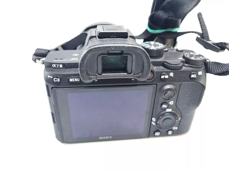 APARAT FOTOGRAFICZNY SONY ALPHA A7 III 4K KORPUS + OBIEKTYW 28-70