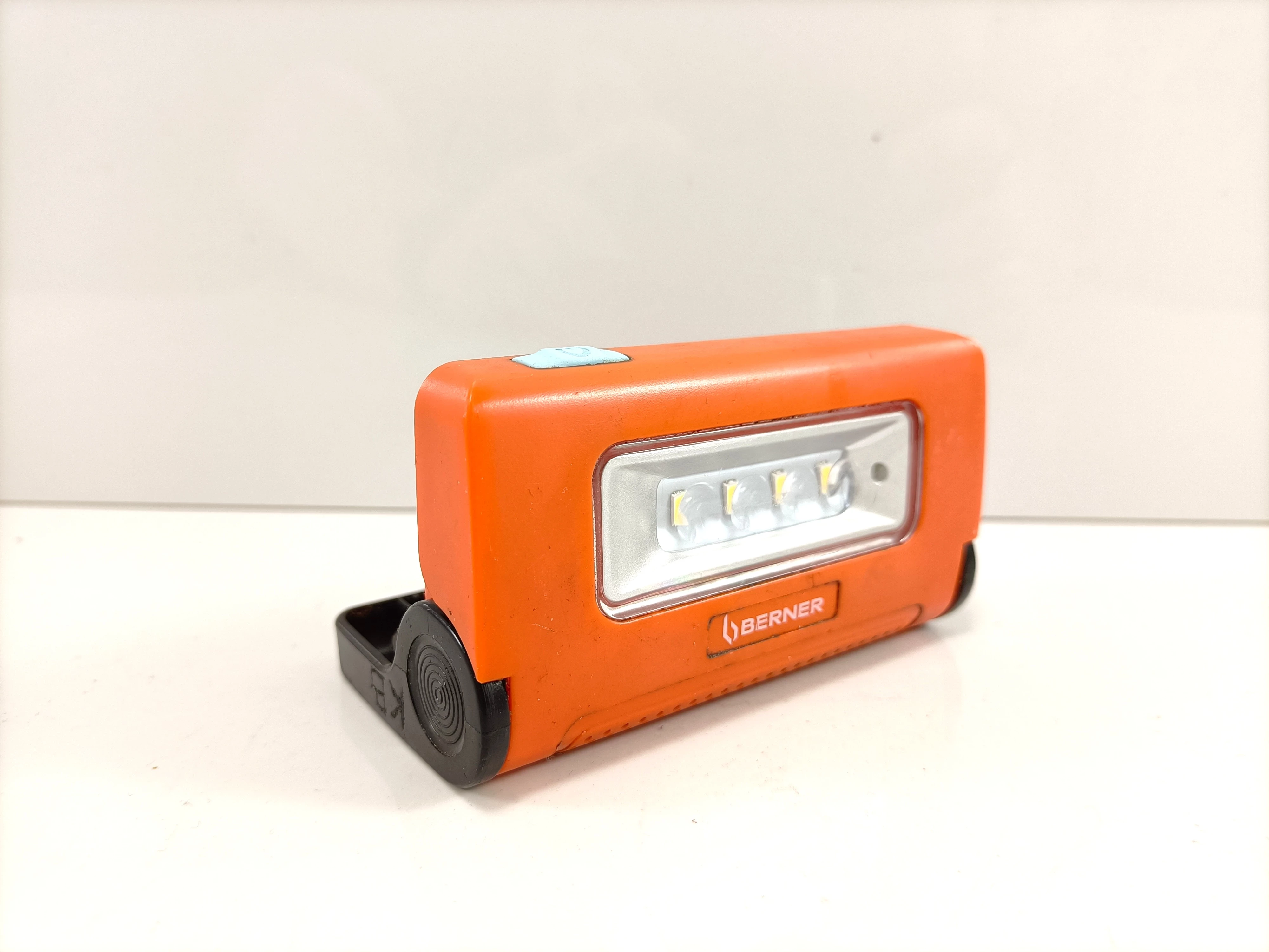 lampka-berner-335507-starolecka-63-poznan-x