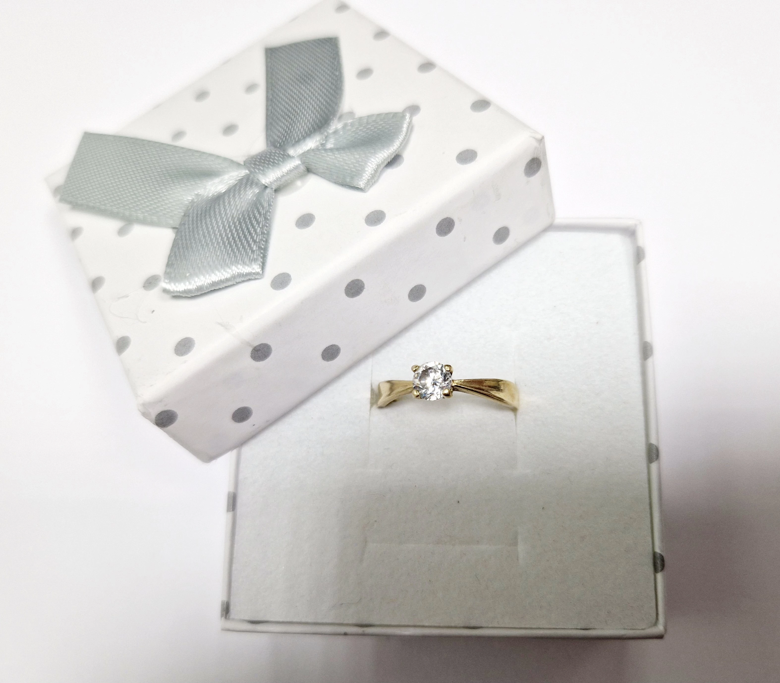 sliczny-zloty-pierscionek-585-166g-r14-jaworzynska-46-legnica-sj