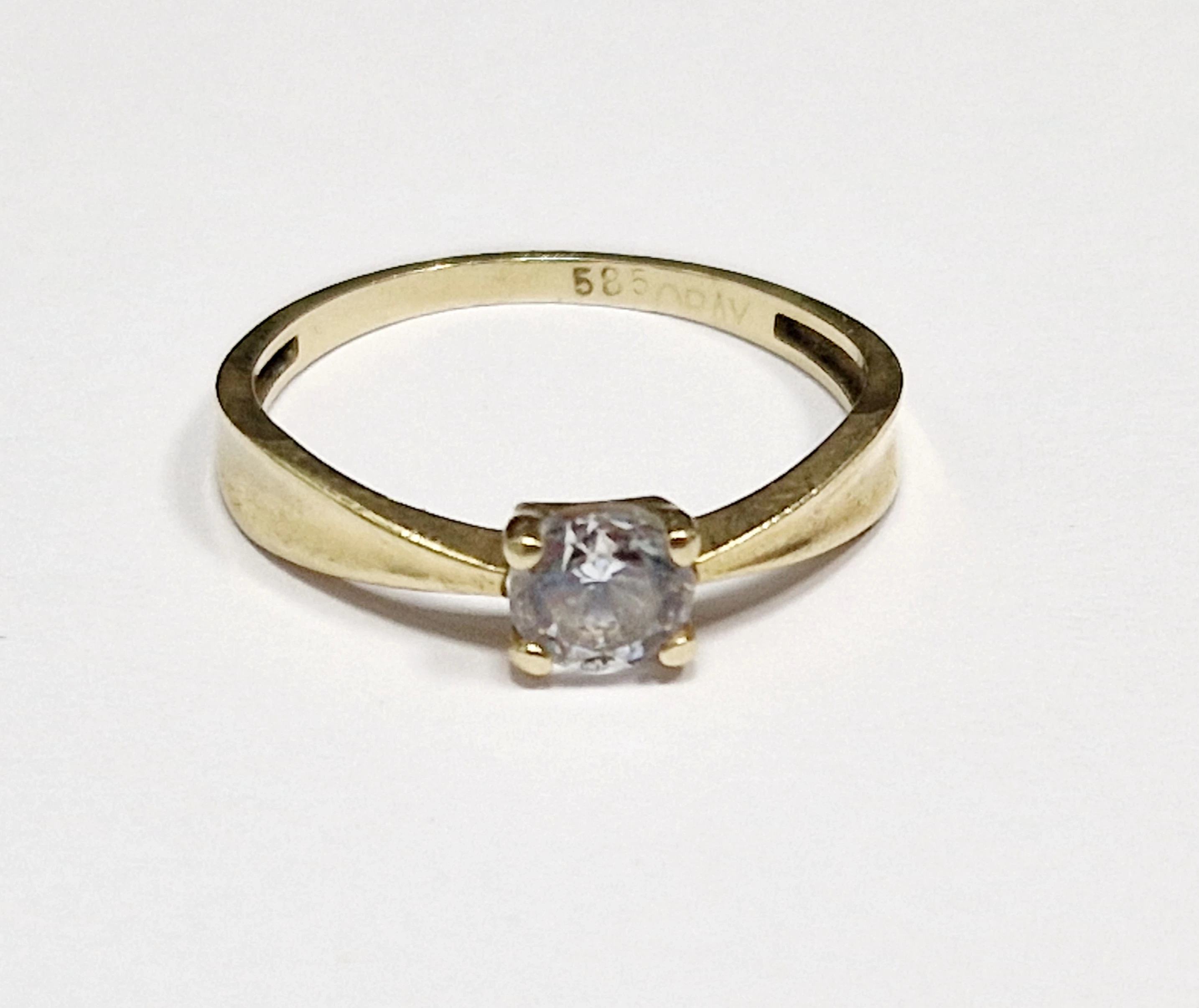 sliczny-zloty-pierscionek-585-166g-r14-rodzaj-2205-2