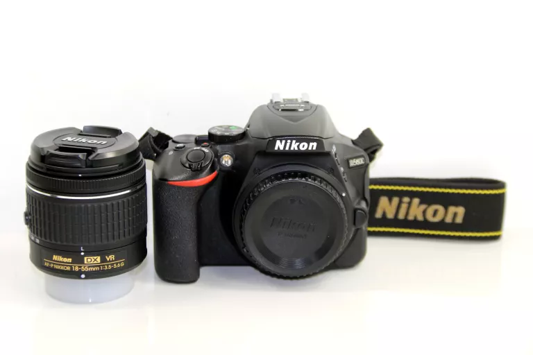 APARAT NIKON D5600 18-55 VR KIT KOMPLET