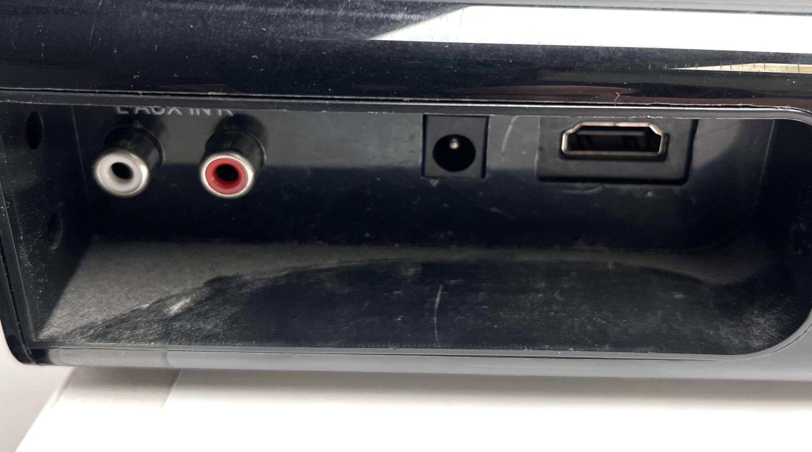 soundbar-lenco-sb-040bk-zasilacz-pilot-kod-producenta-243t43t34