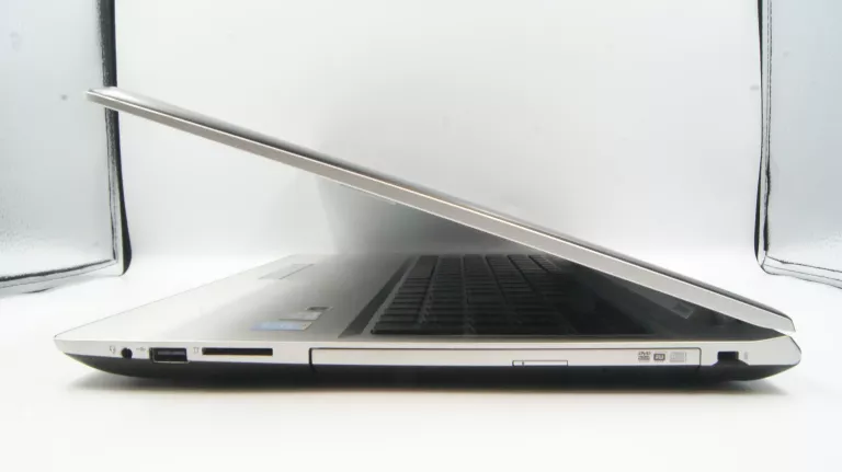 LAPTOP LENOVO Z51-70 I7-5500U/4GB/1TB SSHD/WIN 10/JBL