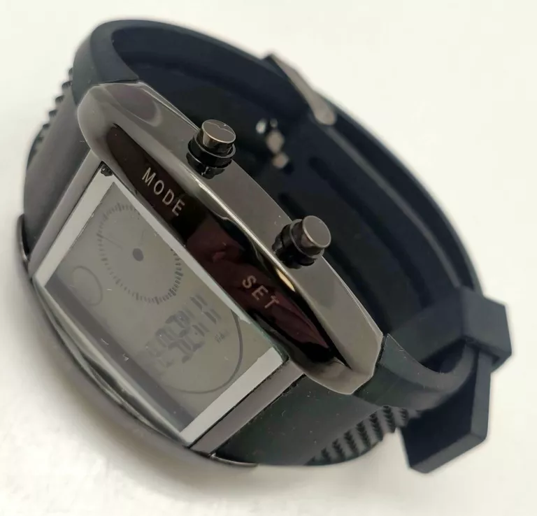 zegarek-krokomierz-podometr-atlas-for-men-aaa36-00-material-paska-129219-10