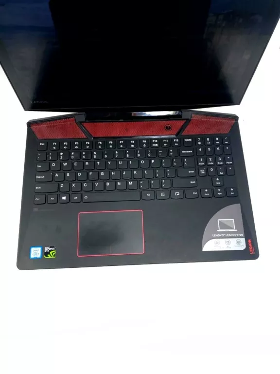 LAPTOP LENOVO LEGION Y720-15IKB 15,6 " INTEL CORE I5 8 GB