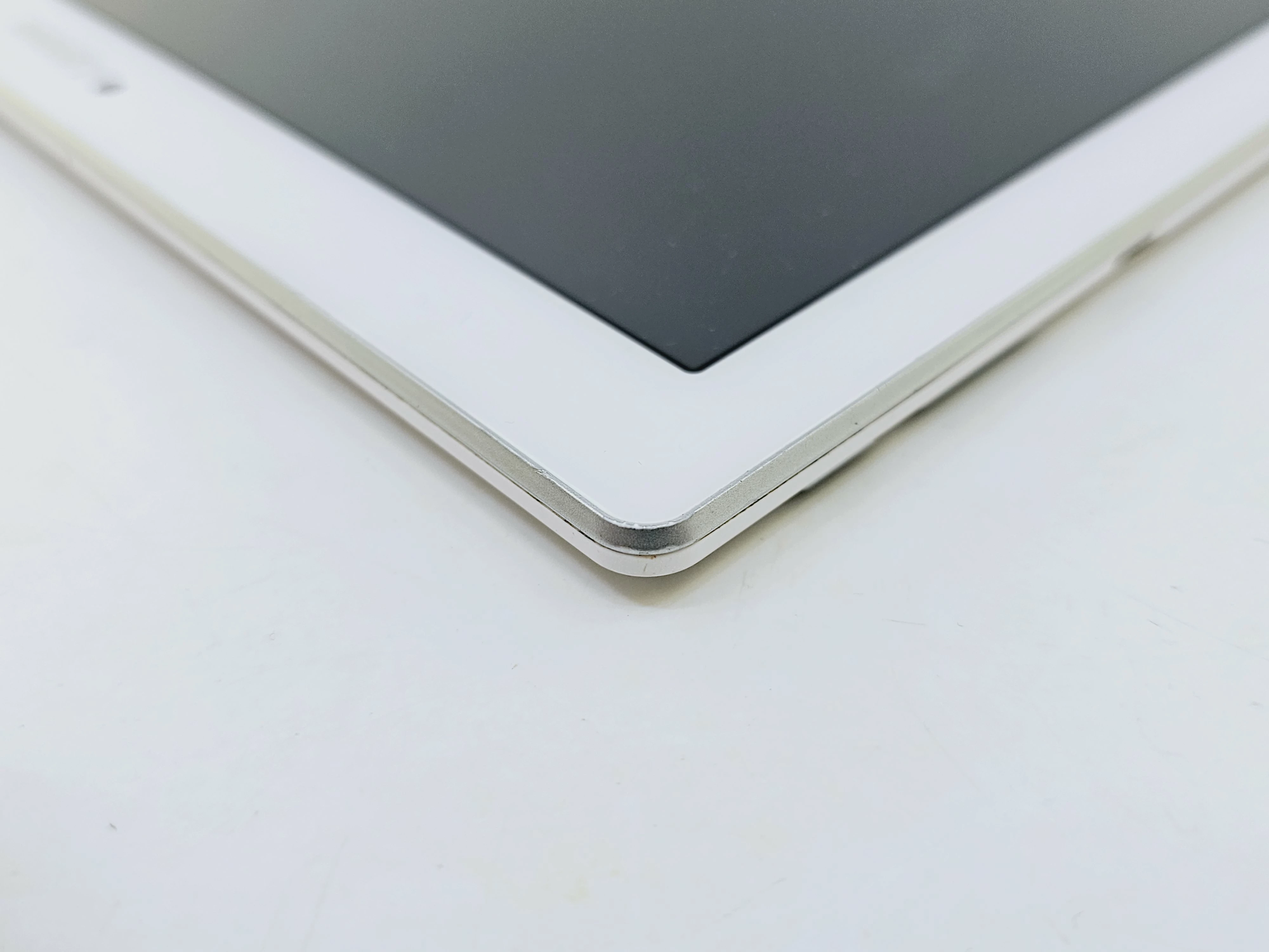 tablet-lenovo-tb2-x30f-system-operacyjny-16332-1