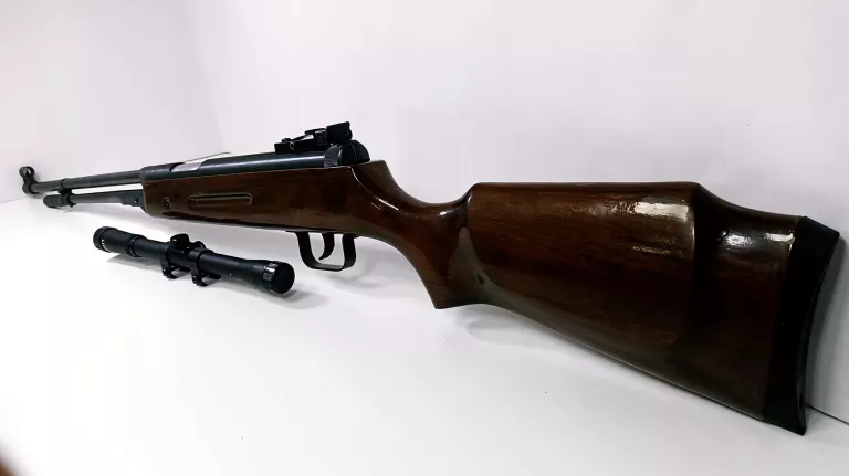 WIATRÓWKA LIDER 4,5MM / POKROWIEC / LUNETA