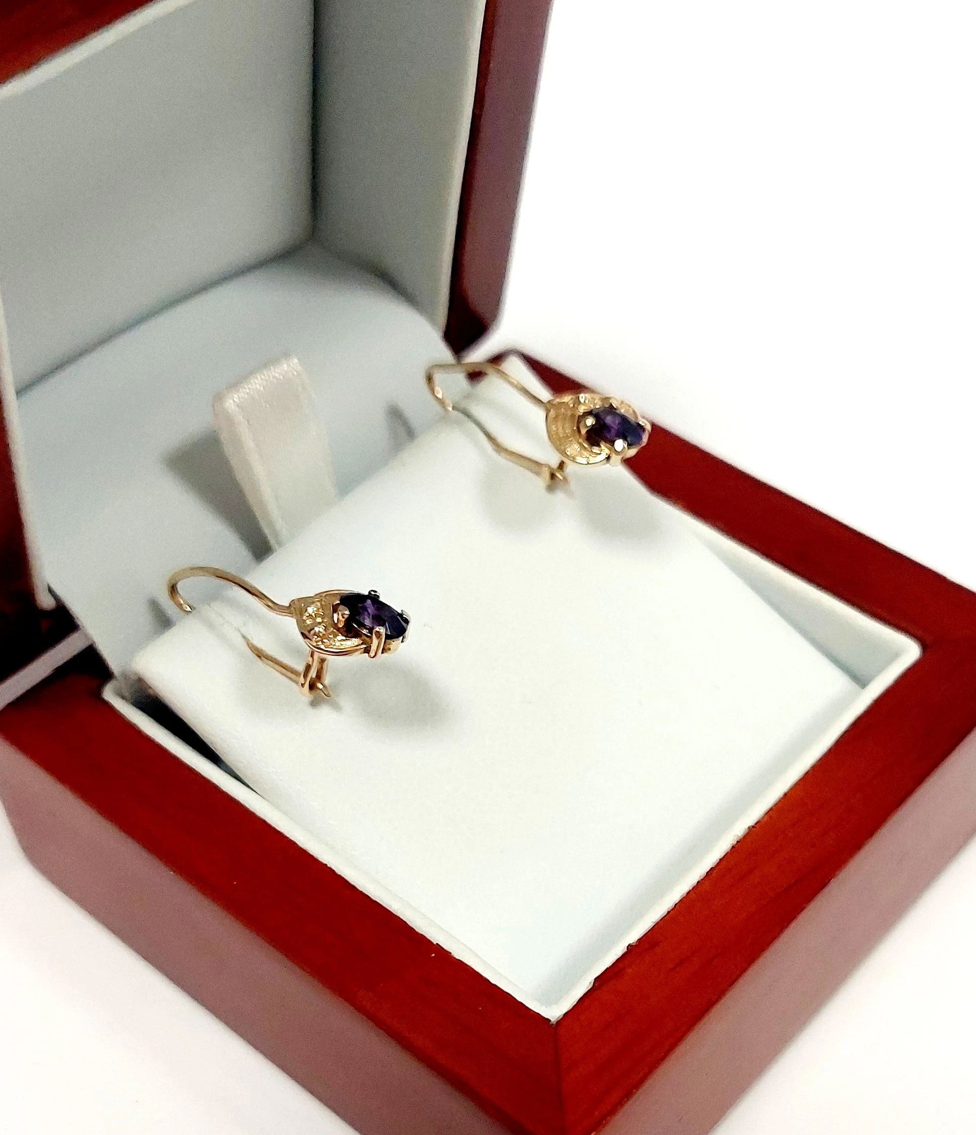 zlote-kolczyki-z-fioletowym-oczkiem-164g-p585-23cm-rodzaj-2205-16