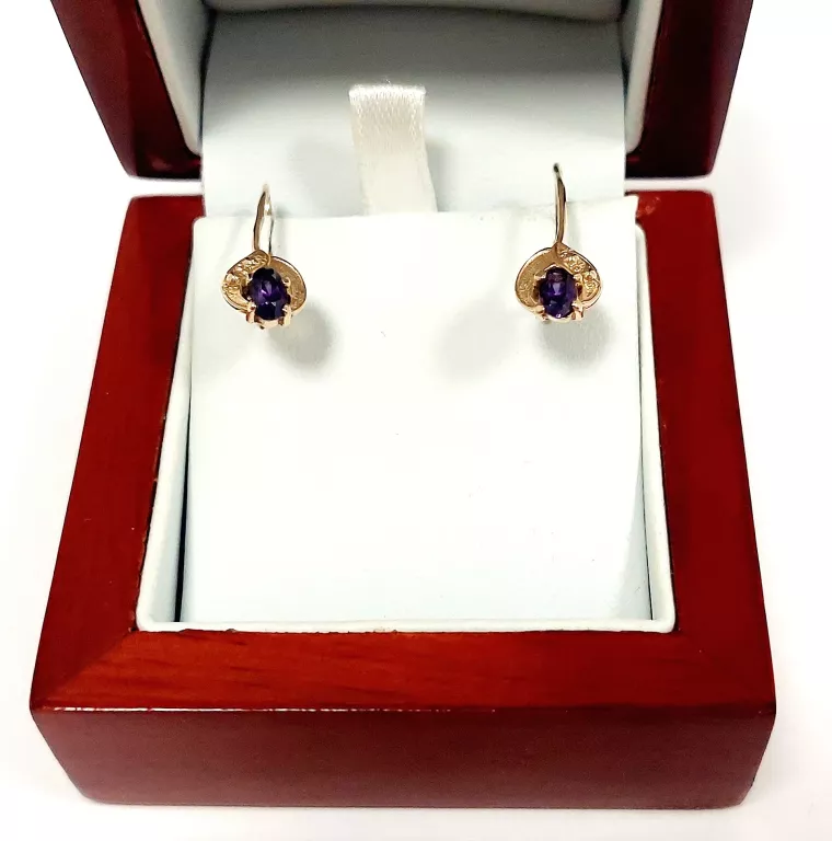 zlote-kolczyki-z-fioletowym-oczkiem-164g-p585-23cm-stan-11323-2