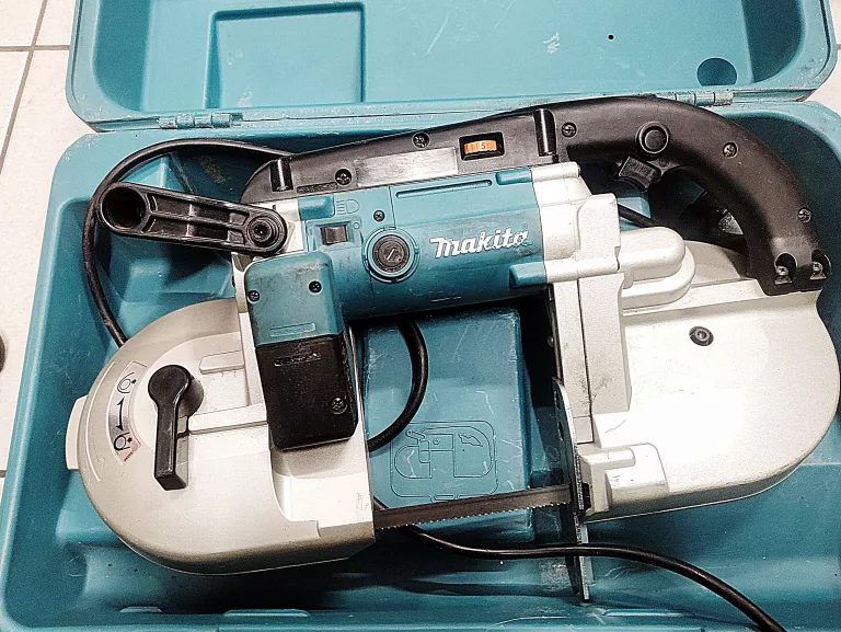 PIŁA TAŚMOWA MAKITA 2107F