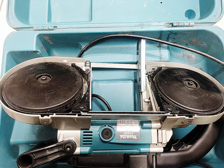 PIŁA TAŚMOWA MAKITA 2107F
