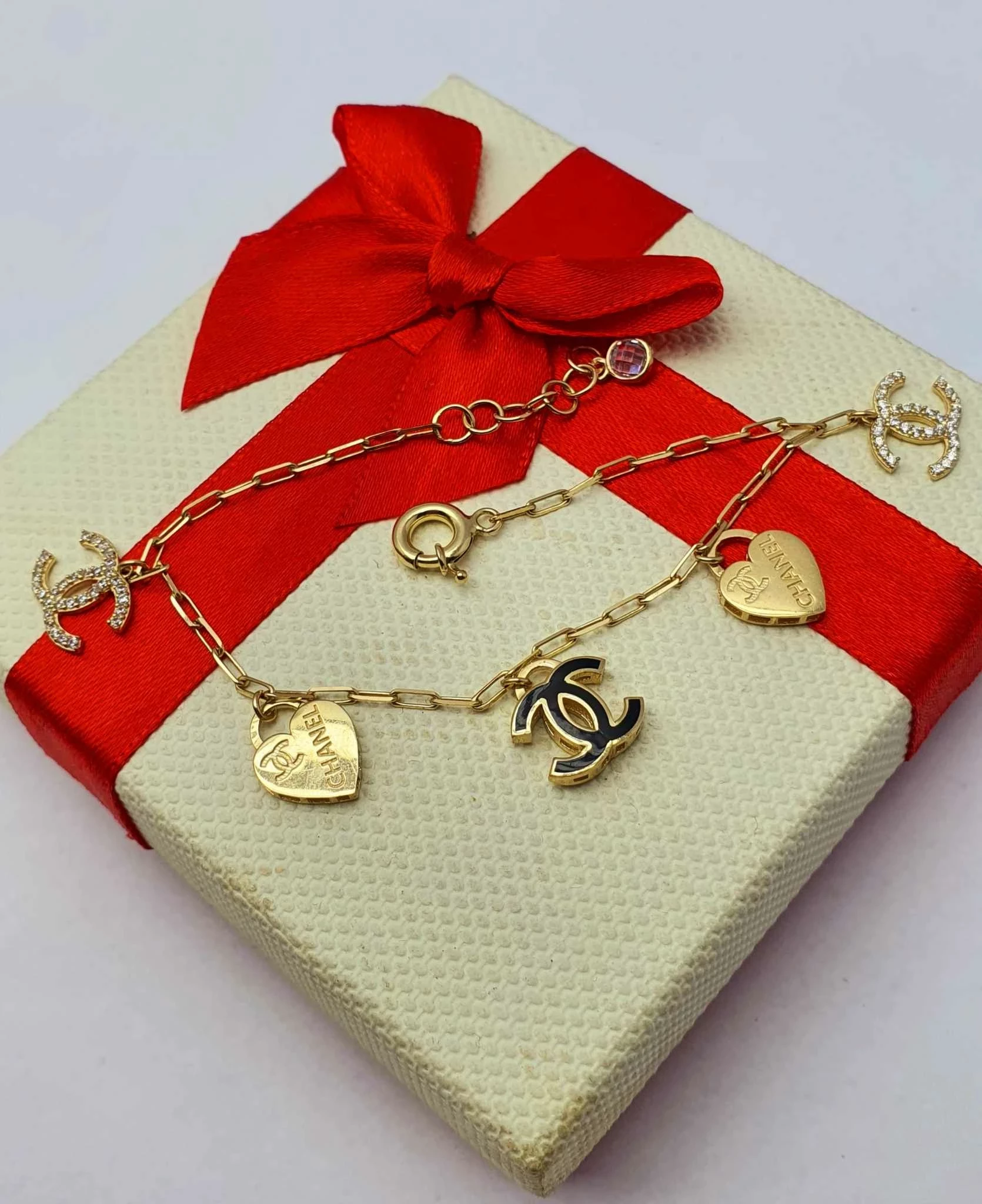 sliczna-zlota-bransoletka-chanel-562-g-185-cm-igla-ean-gtin-3663602799337