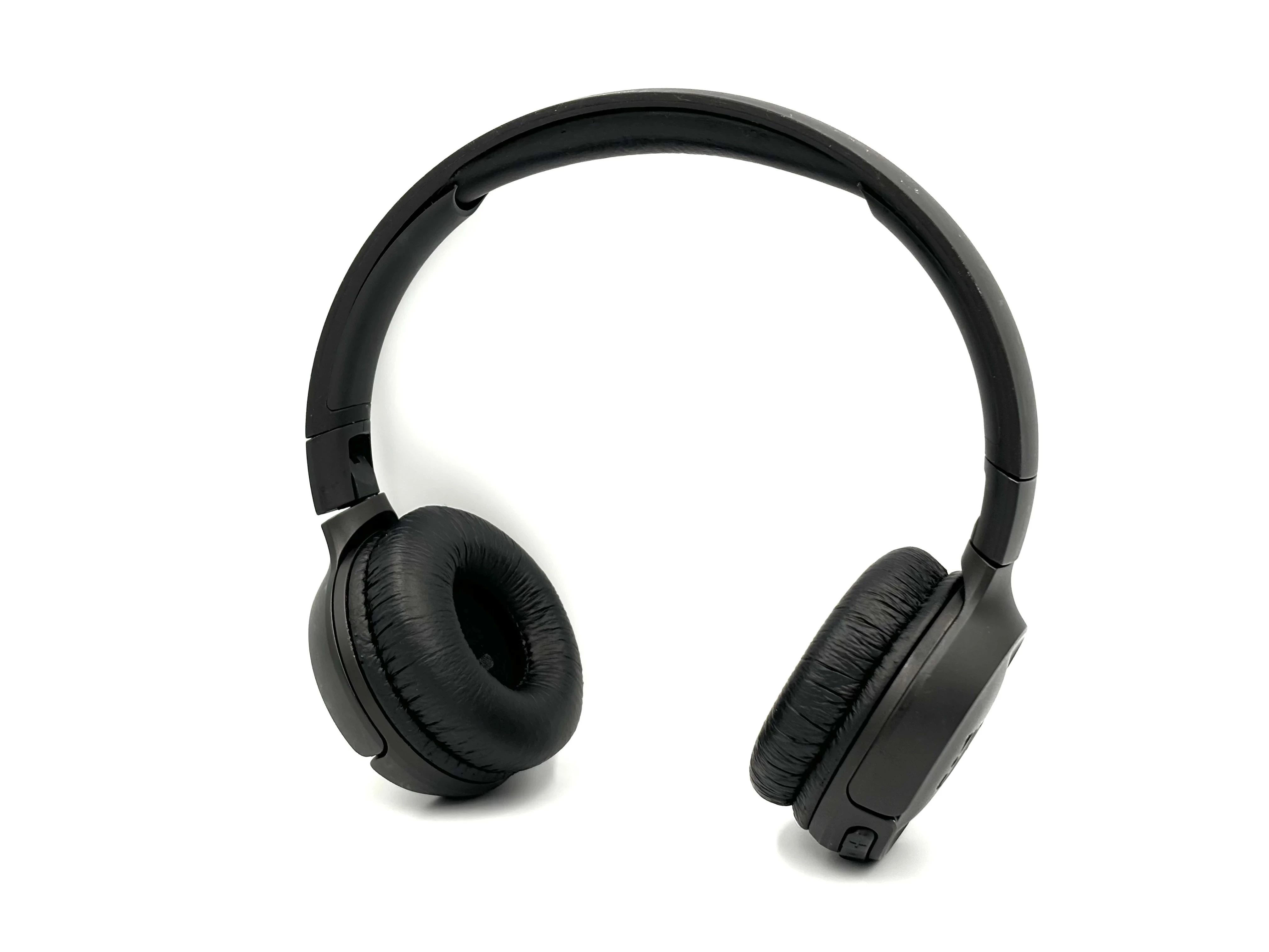 sluchawki-jbl-tune-560bt-bezprzewodowe-nauszne-czarny-opis-3-maja-48-poznan-ska-x