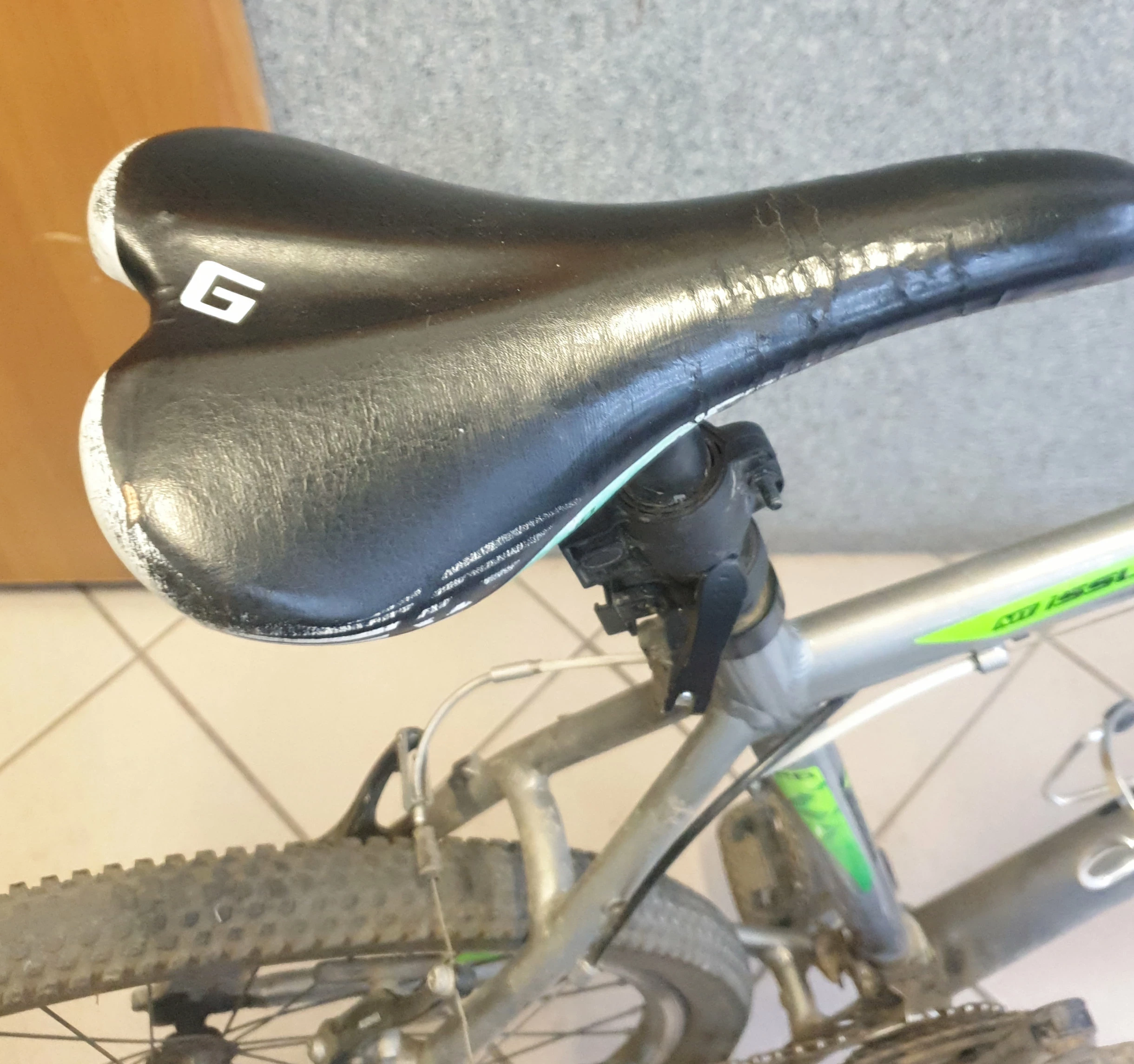 rower-grand-rock-300-rozmiar-kola-129289-128