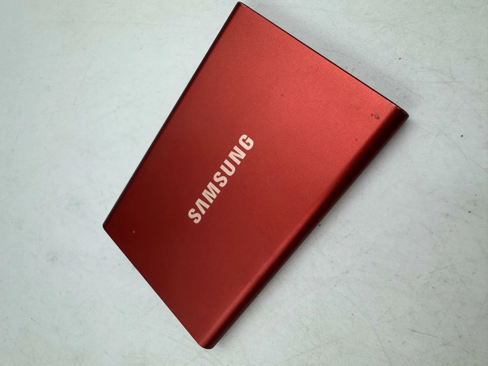 dysk-zewnetrzny-ssd-samsung-portable-t7-1tb-ssd-chopina-2-katowice
