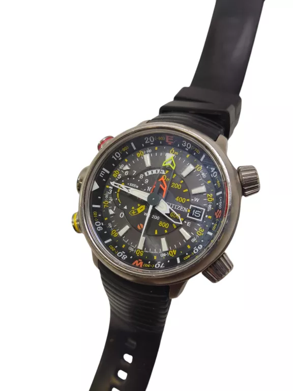 ZEGAREK CITIZEN BN4021-02E