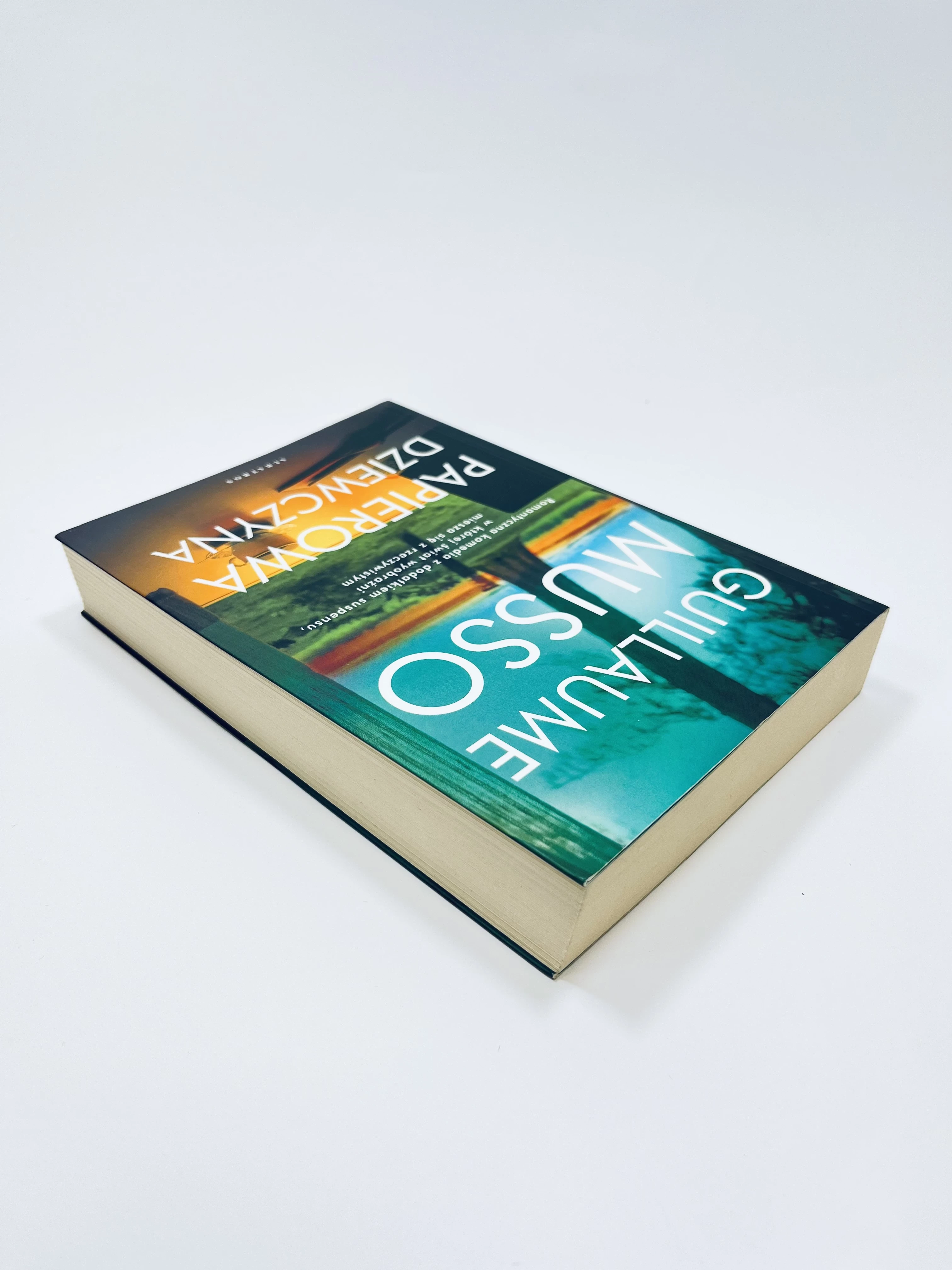 ksiazka-guillaume-musso-papierowa-dziewczyna-igla-wydawnictwo-223541-302885