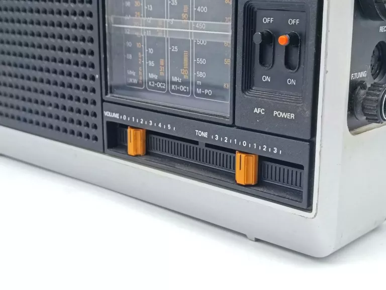 RADIO VINTAGE PHILIPS 765