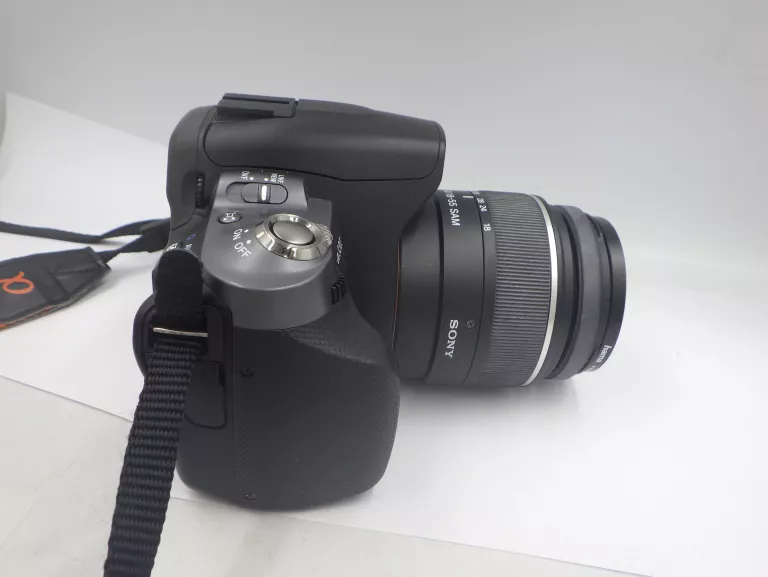 APARAT SONY ALFA 330 / ŁADOWARKA / ETUI