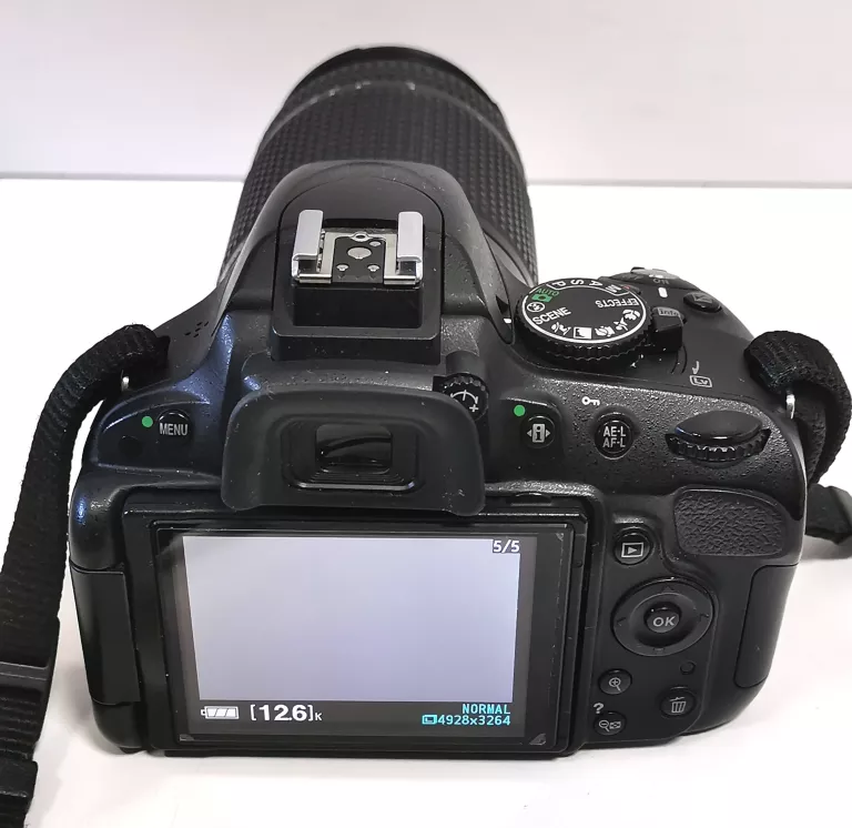 PODKASZARKA MAKITA UR3000