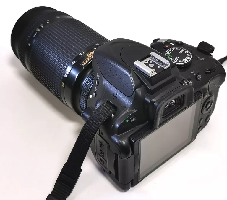 PODKASZARKA MAKITA UR3000