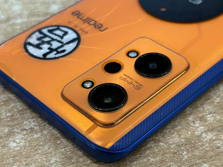 TELEFON REALME GT NEO 3T 8 GB / 256 GB 5G DRAGON BALL ///OPIS!!!!