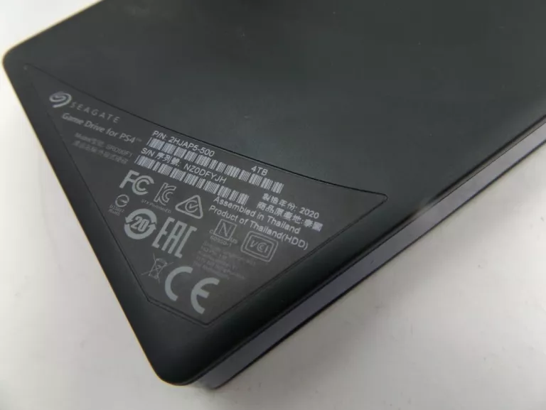 PS4 PRO CUH-7216B 1TB PAD + DYSK 4TB SEAGATE