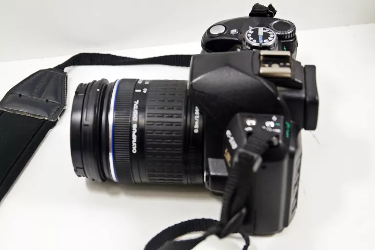 OLYMPUS E-510 + 2X OBIEKTYW + 2XBATERIA + ŁADOWARKA + 2X TULIPAN + CF4GB