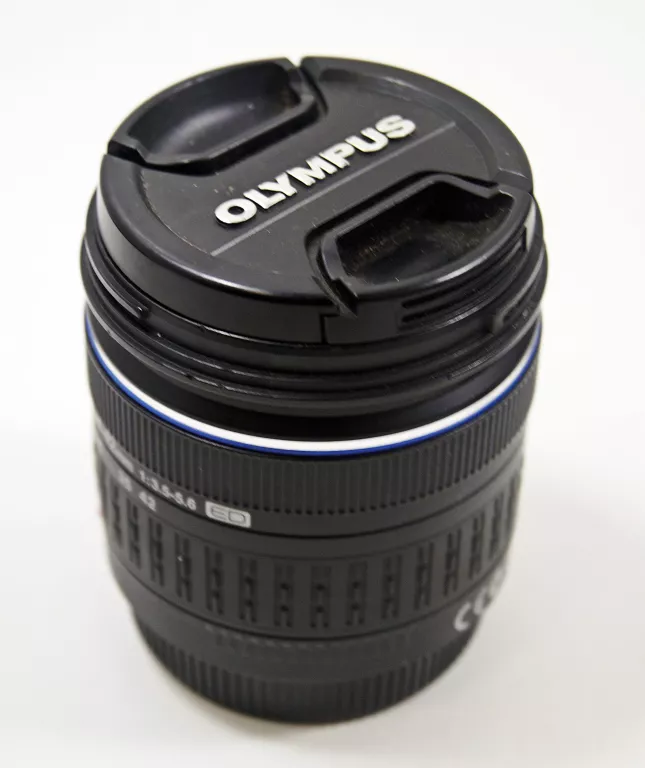 OLYMPUS E-510 + 2X OBIEKTYW + 2XBATERIA + ŁADOWARKA + 2X TULIPAN + CF4GB