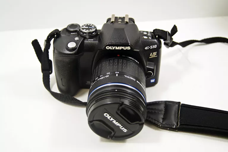 OLYMPUS E-510 + 2X OBIEKTYW + 2XBATERIA + ŁADOWARKA + 2X TULIPAN + CF4GB