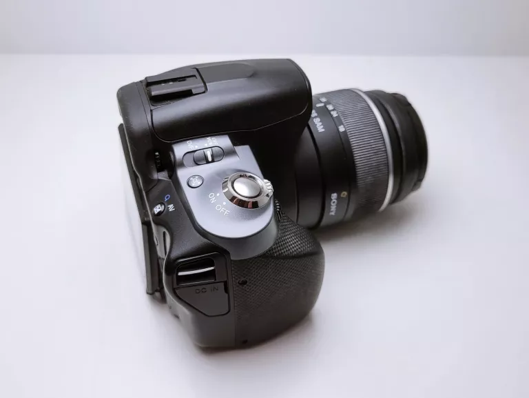 aparat-lustrzanka-sony-alpha-dslr-a330-obiektyw-sony-18-55mm-model-dslr-a330l