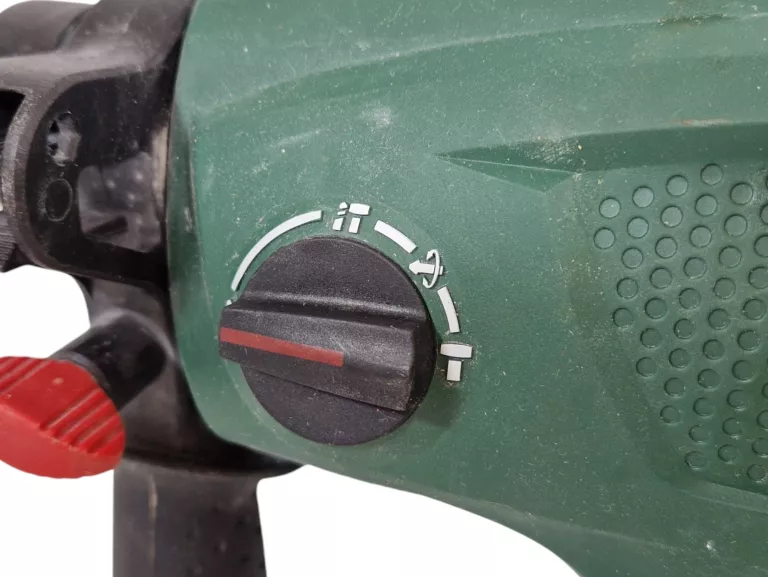 MŁOTOWIERTARKA BOSCH PBH 2100RE 550W