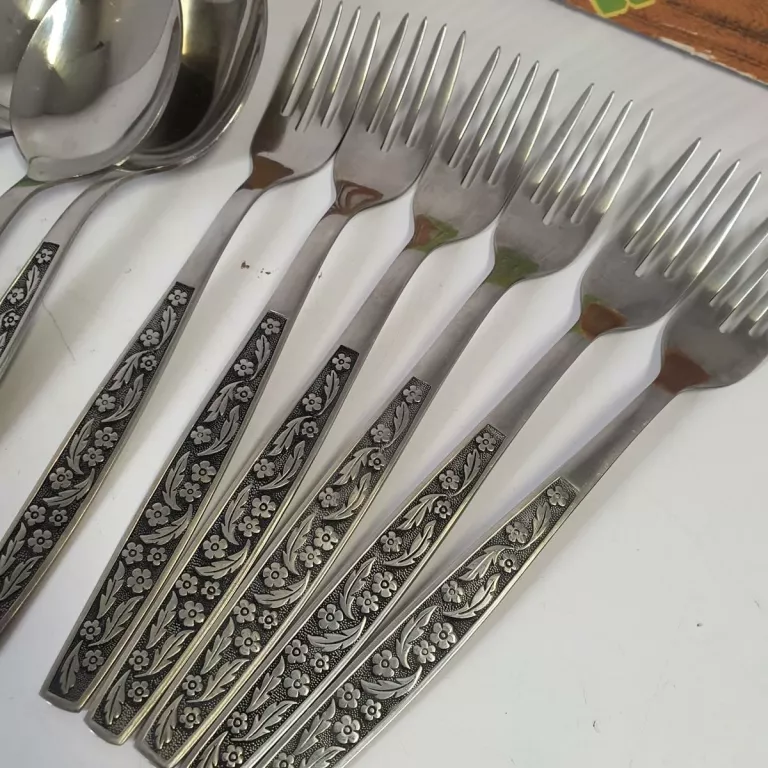 zestaw-sztuccow-cccp-hep-18-szt-kalwaryjska-37-krakow-kotkiewicz-sj