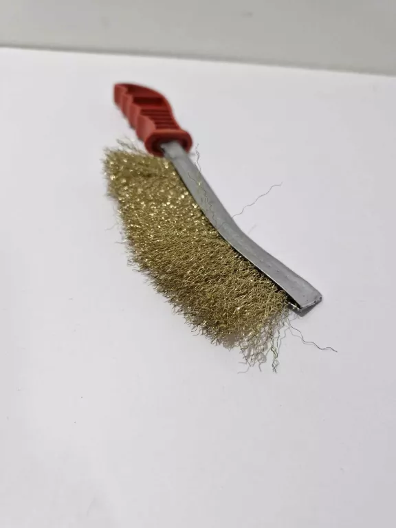 SZCZOTKA DRUCIANA Z RĄCZKĄ