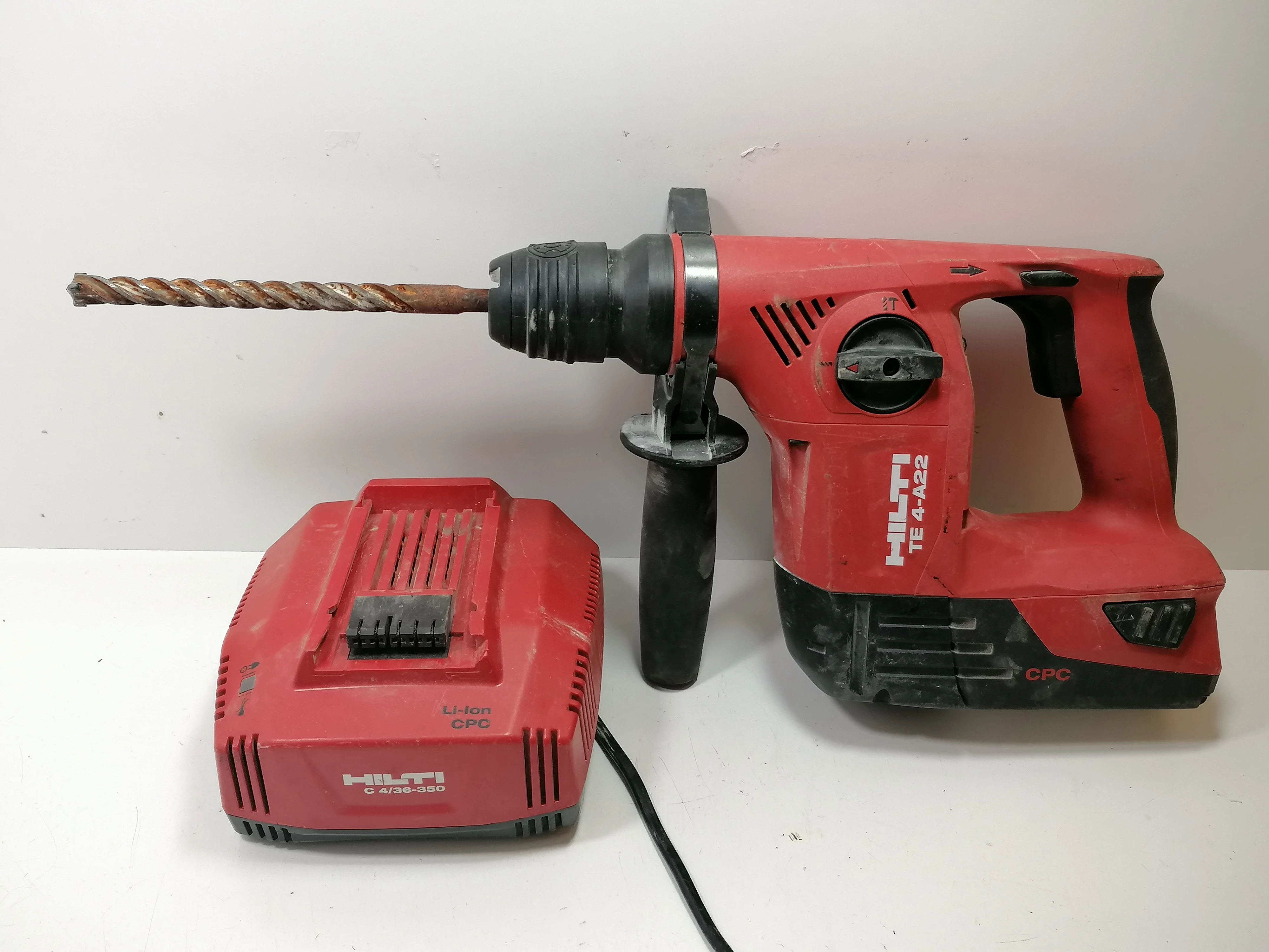 mlotowiertarka-hilti-te-4-a22-lad-targowa-41-warszawa