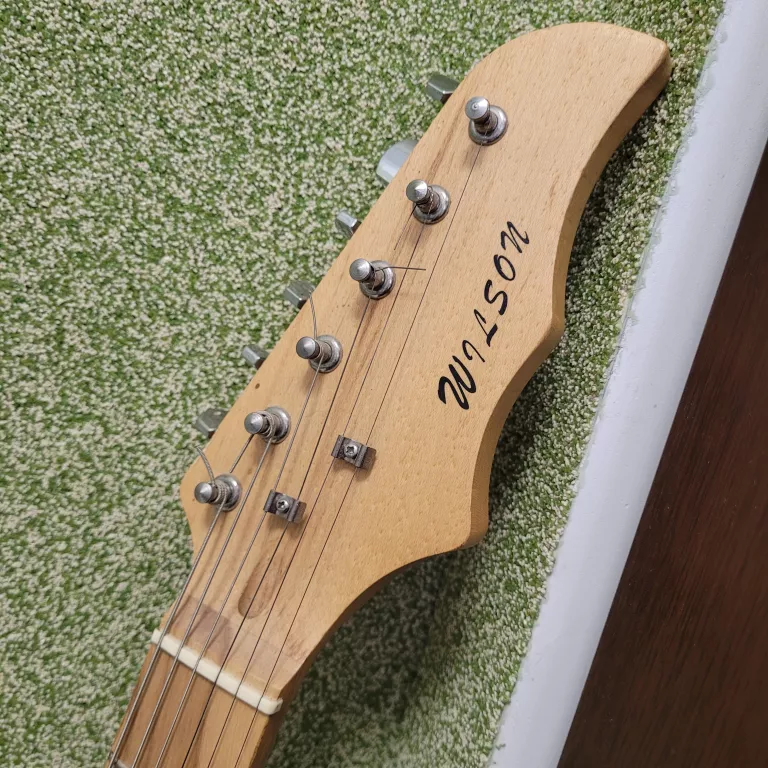 GITARA ELEKTRYCZNA WILSON STARTOCASTER