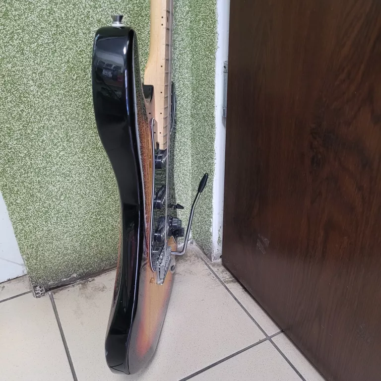 GITARA ELEKTRYCZNA WILSON STARTOCASTER