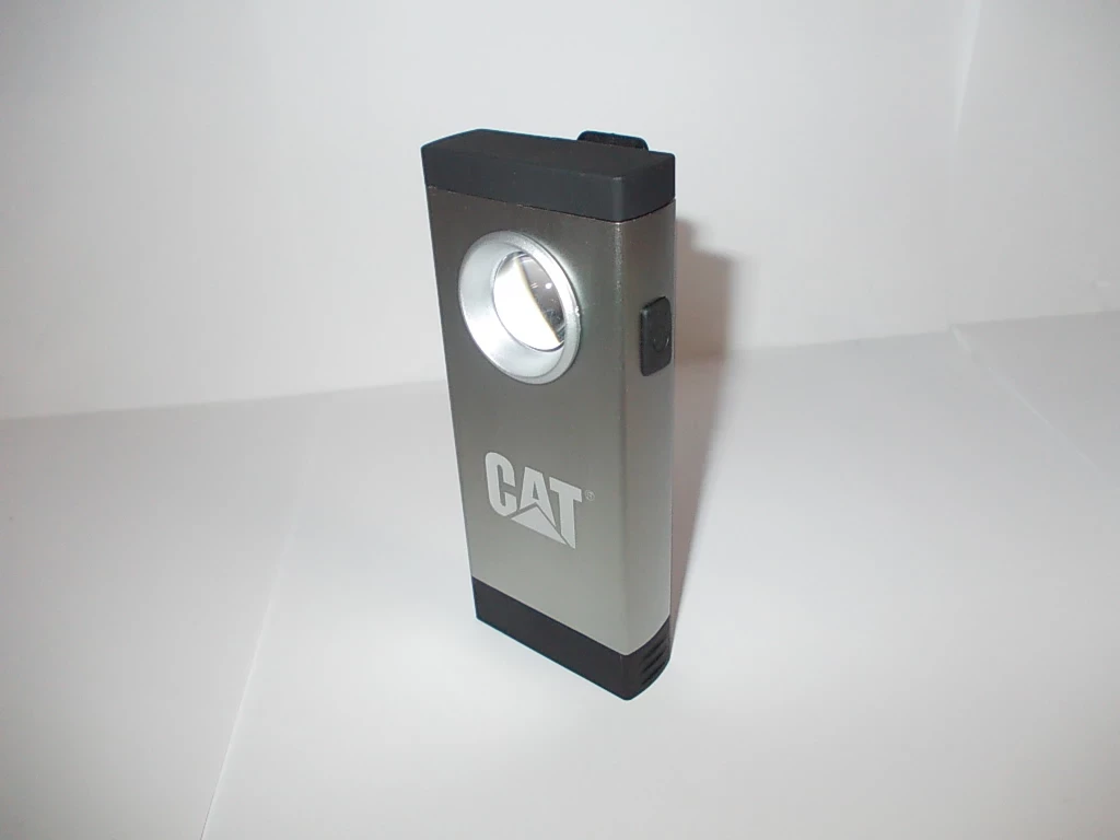 latarka-led-250-lumenow-latarka-na-klips-magnetyczna-cat-ct5110-rodzaj-16428-3