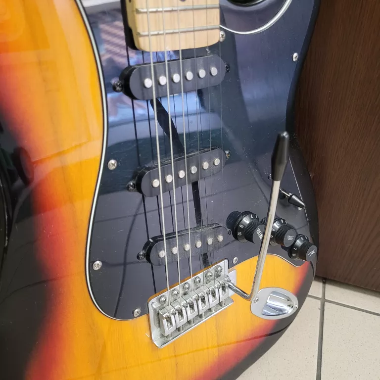GITARA ELEKTRYCZNA WILSON STARTOCASTER
