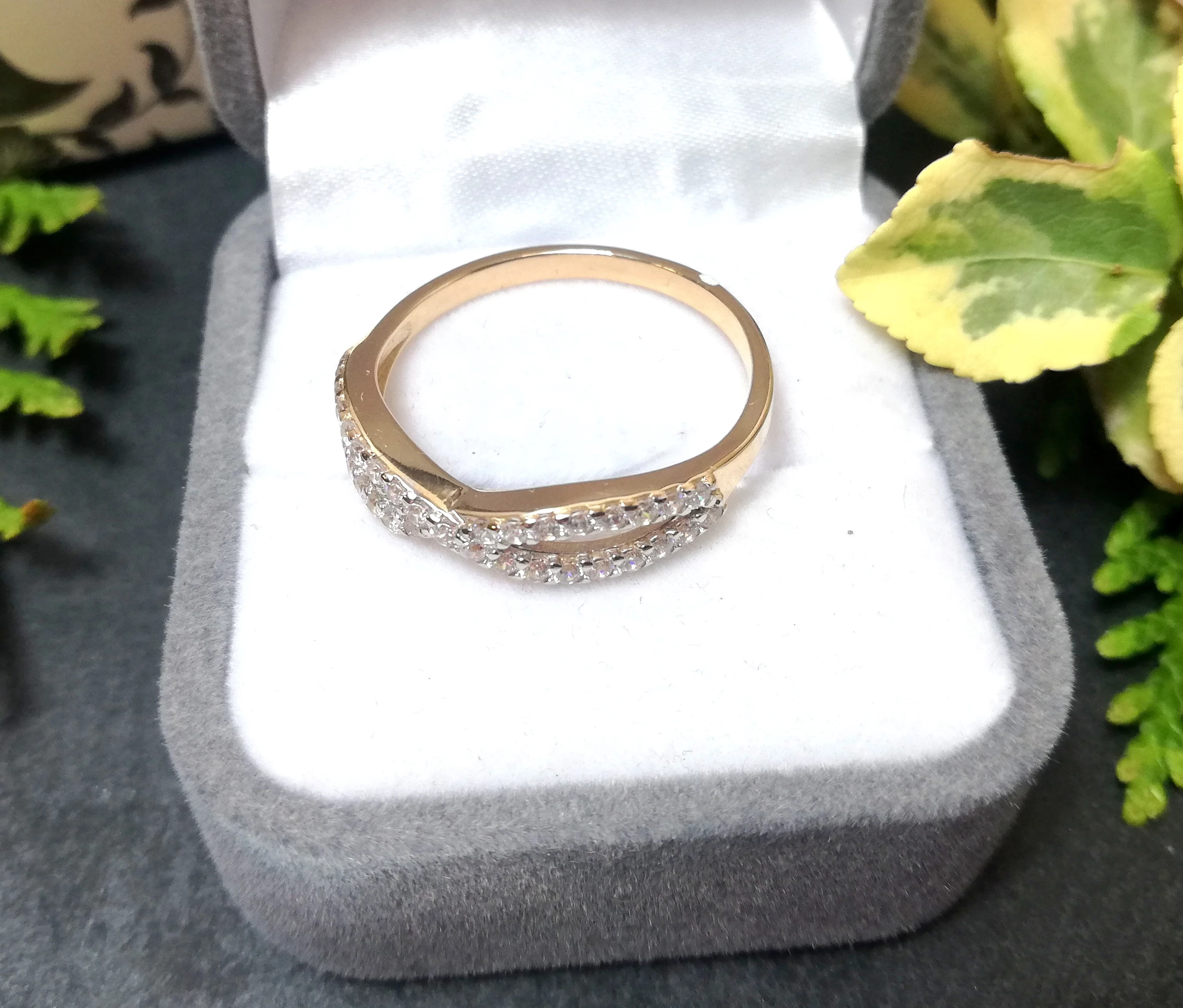 zloty-pierscionek-nieskonczonosc-z-cyrkoniami-290gr-585-r22-j-kamien-17088-128