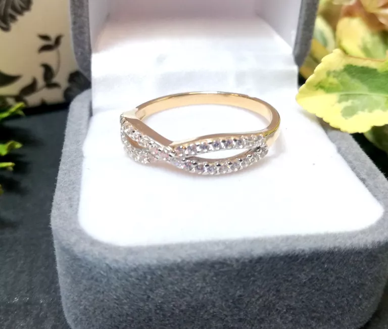 zloty-pierscionek-nieskonczonosc-z-cyrkoniami-290gr-585-r22-j-3-maja-105-dabrowa-gornicza