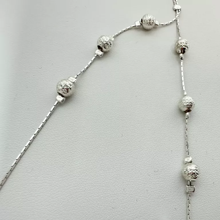 uroczy-i-oryginalny-damski-naszyjnik-krawatka-ze-srebra-925-kamien-17088-524288