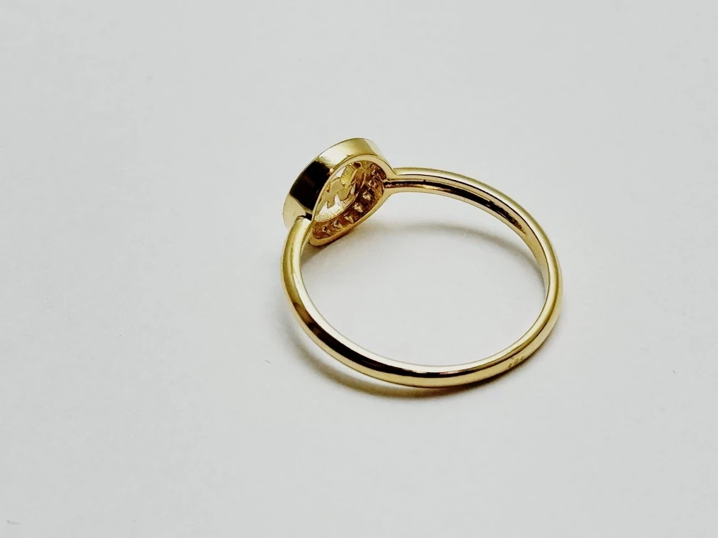 elegancki-zloty-pierscionek-mk-z-kamieniami-rodzaj-2205-16