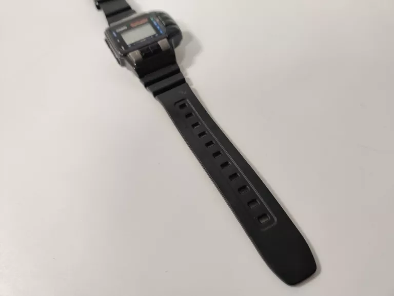 zegarek-casio-cmd-10-material-paska-129219-10