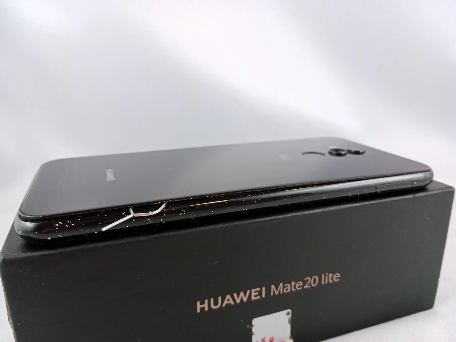telefon-huawei-mate-20-lite-464gb-uszkodzony-pamiec-ram-202865-214121